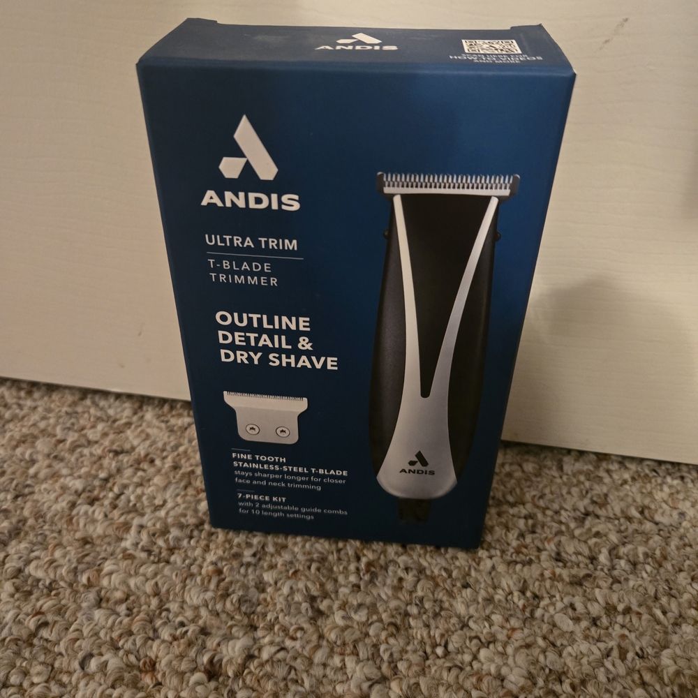 Andis Precision Grooming Tool Black and Silver